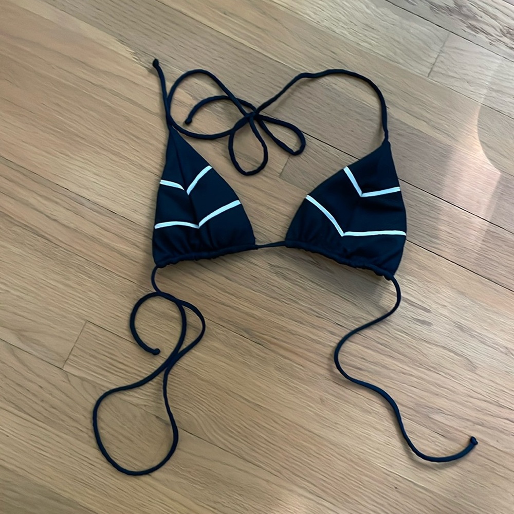 Tavik Swimwear bikini top